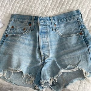Levi shorts